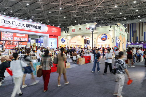 第十三屆酒博會貿(mào)易總額突破百億元，國際旅行元素增添新亮點